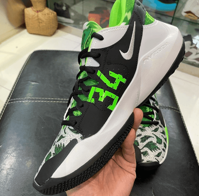 疑似字母哥二代战靴 Zoom Freak 2实物图曝光!今年6月发售!