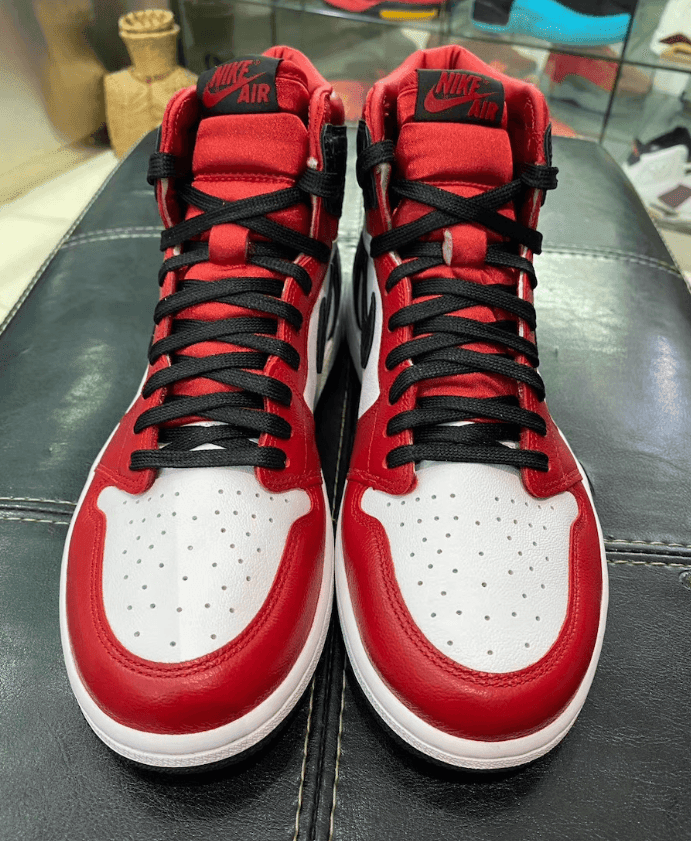 芝加哥丝绸蛇纹AJ1最新实物图曝光!8月15日发售! 货号:CD0461-601