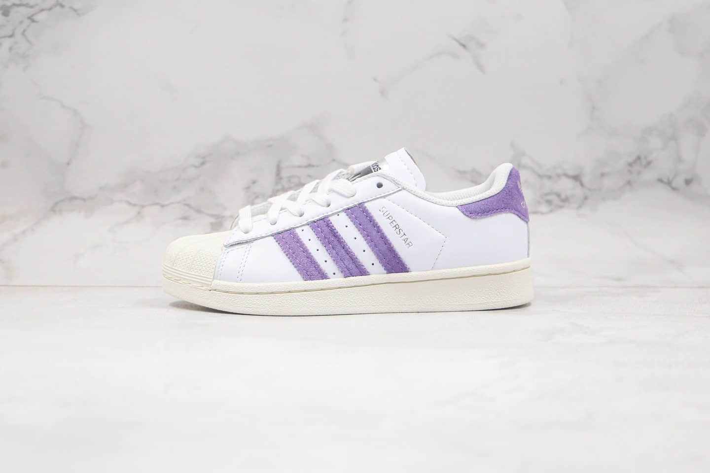 阿迪达斯Adidas Superstar纯原版本三叶草贝壳头板鞋香芋紫色正确硅蓝软中底 货号:FV3373