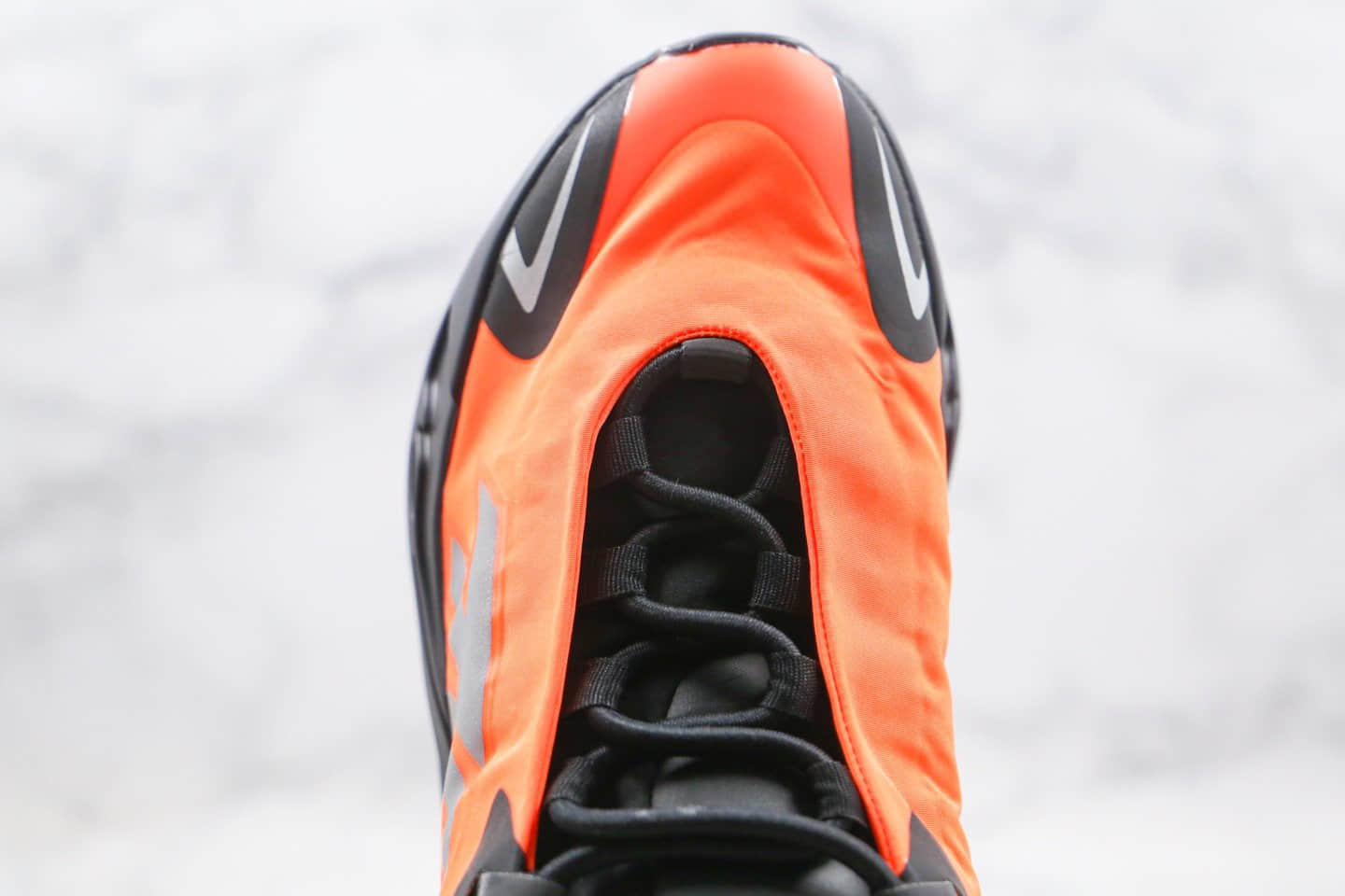 阿迪达斯Adidas Yeezy Boost 700V3纯原版本椰子700三代爆米花跑鞋黑橙色原档案数据开发 货号:FV3258