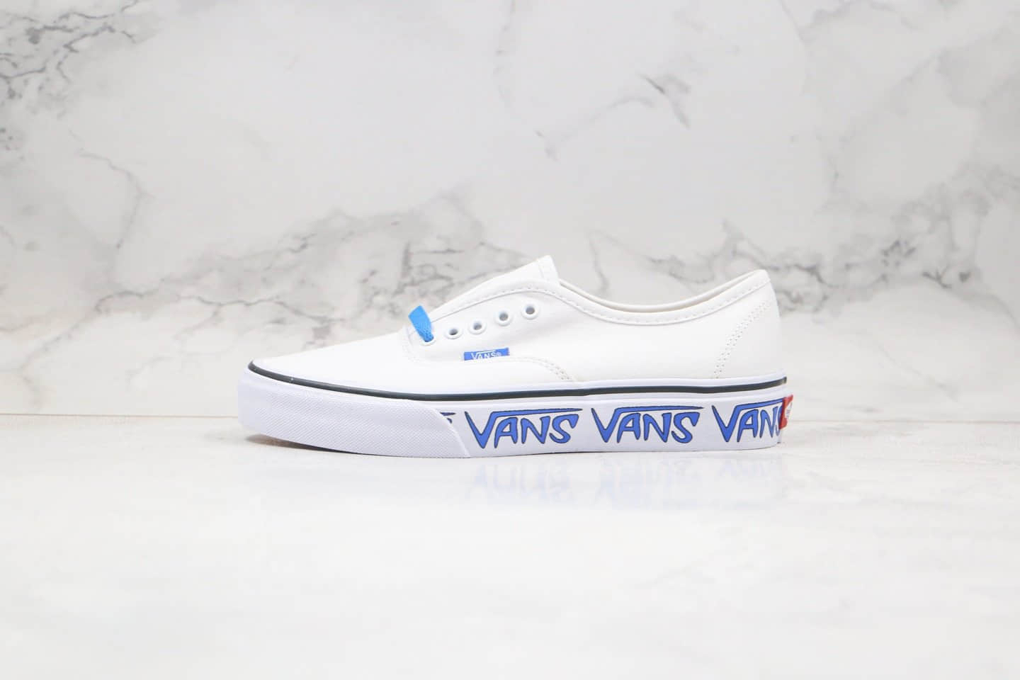 万斯Vans Authentic BMX公司级版本安纳海姆低帮侧边字母印花涂鸦白蓝色原厂硫化大底内置钢印 货号:VN0A38EMQ9M