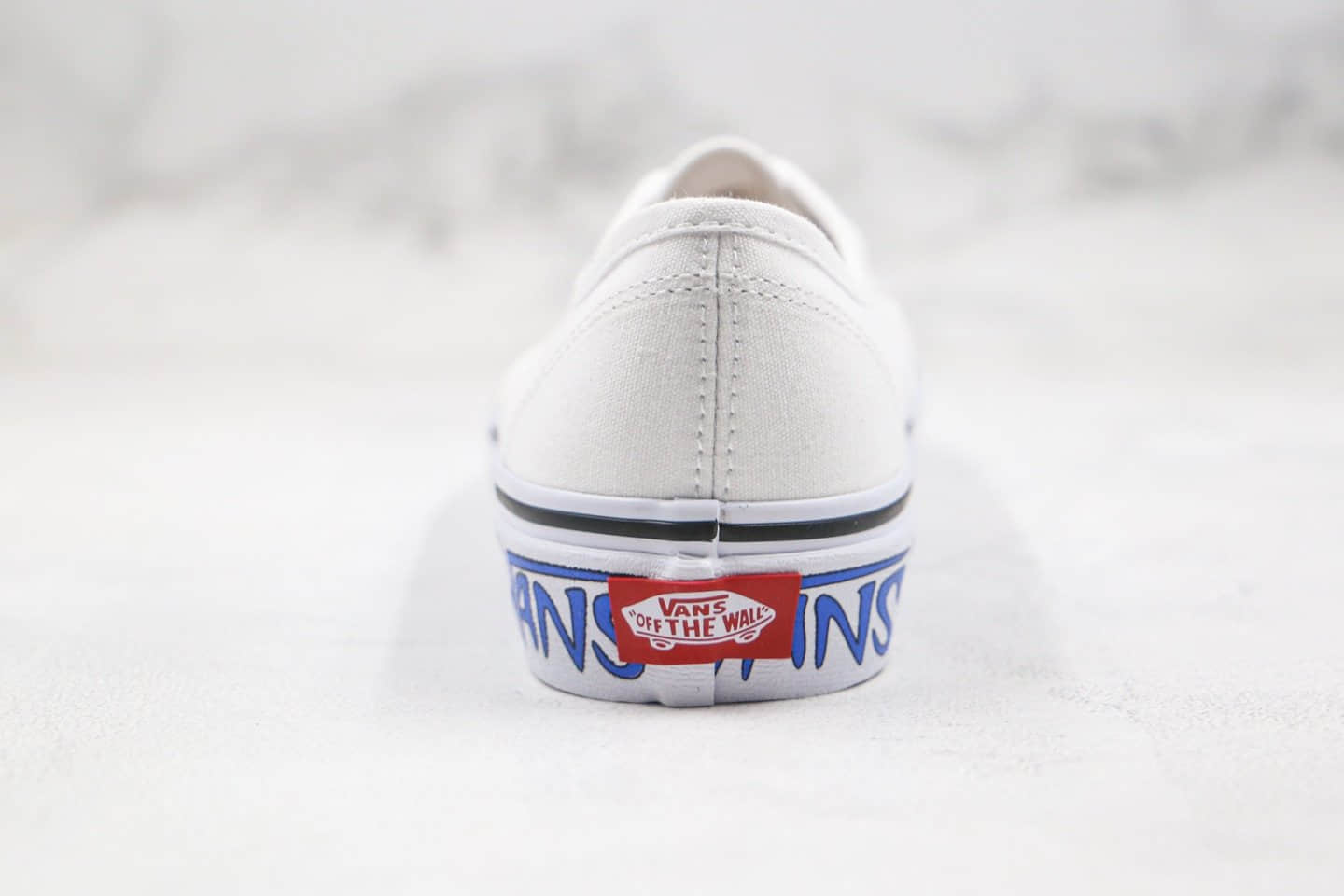 万斯Vans Authentic BMX公司级版本安纳海姆低帮侧边字母印花涂鸦白蓝色原厂硫化大底内置钢印 货号:VN0A38EMQ9M