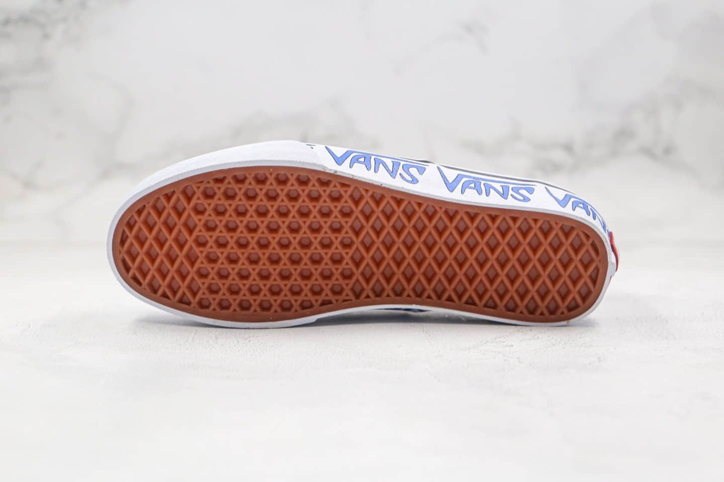 万斯Vans Authentic BMX公司级版本安纳海姆低帮侧边字母印花涂鸦白蓝色原厂硫化大底内置钢印 货号:VN0A38EMQ9M