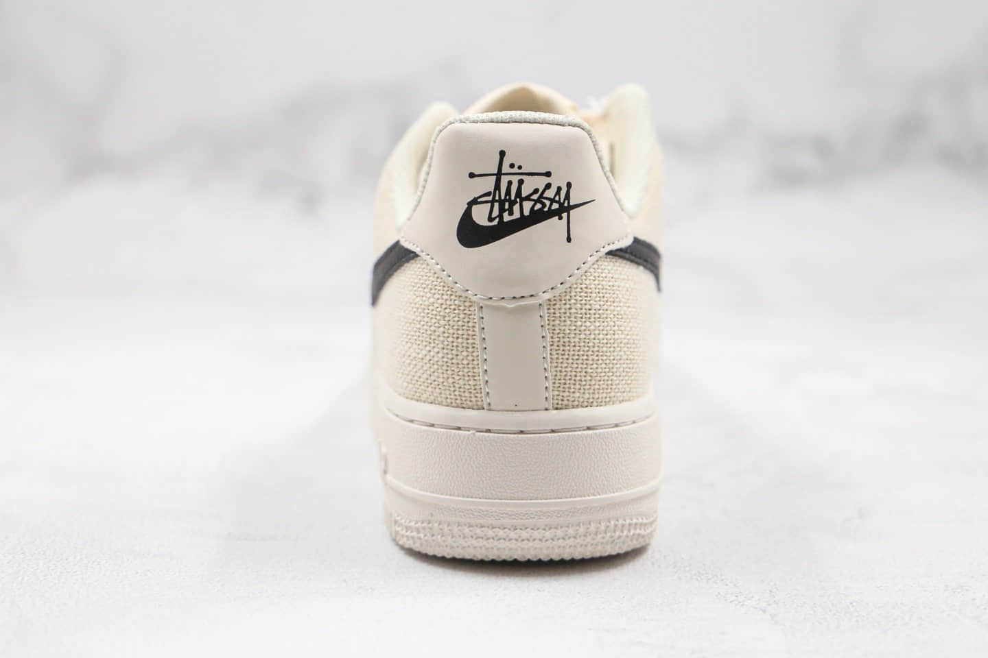 耐克Nike Air Force 1’07 Low Fossil color x Stussy纯原版本斯图西联名款低帮麻布米白色空军一号板鞋原档案数据开发 货号：920788-300