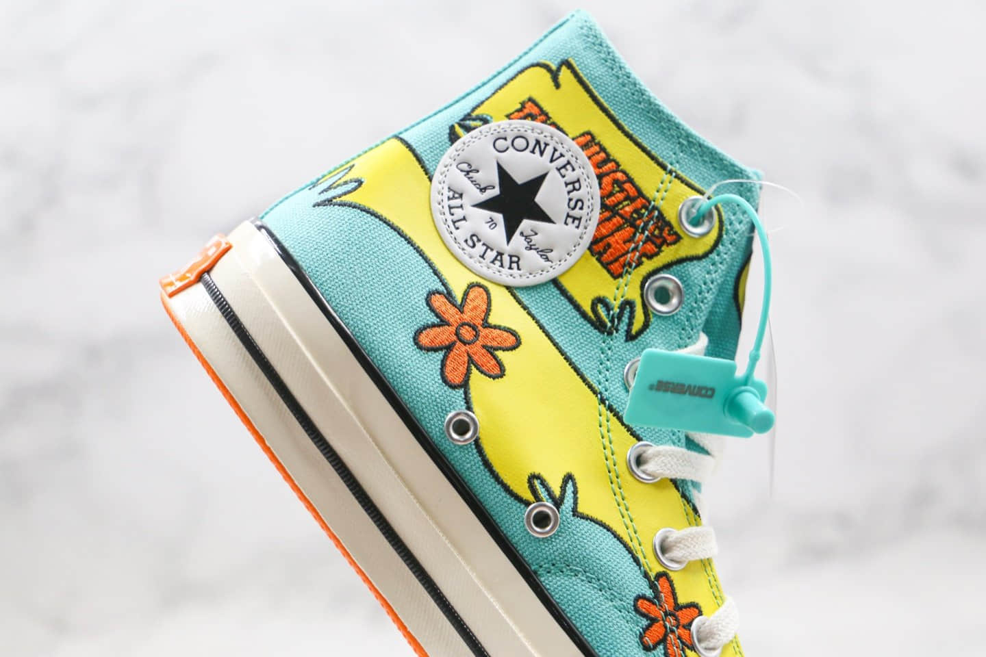 匡威Converse x Scooby-Doo Chuck 1970s公司级版本史酷比联名高帮帆布鞋蓝黄色原盒原吊牌 货号:169072C