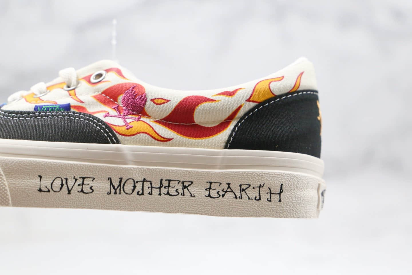 万斯Vans Spirit Era公司级版本保护地球涂鸦玫瑰原厂硫化大底 货号:VN0A4U39WZ2