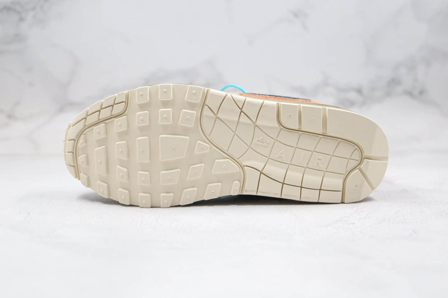 耐克Nike Air Max 1 City Pack“ Amsterdam”纯原版本气垫跑鞋城市主题阿姆斯特丹配色原鞋开模 货号:CV1638-200