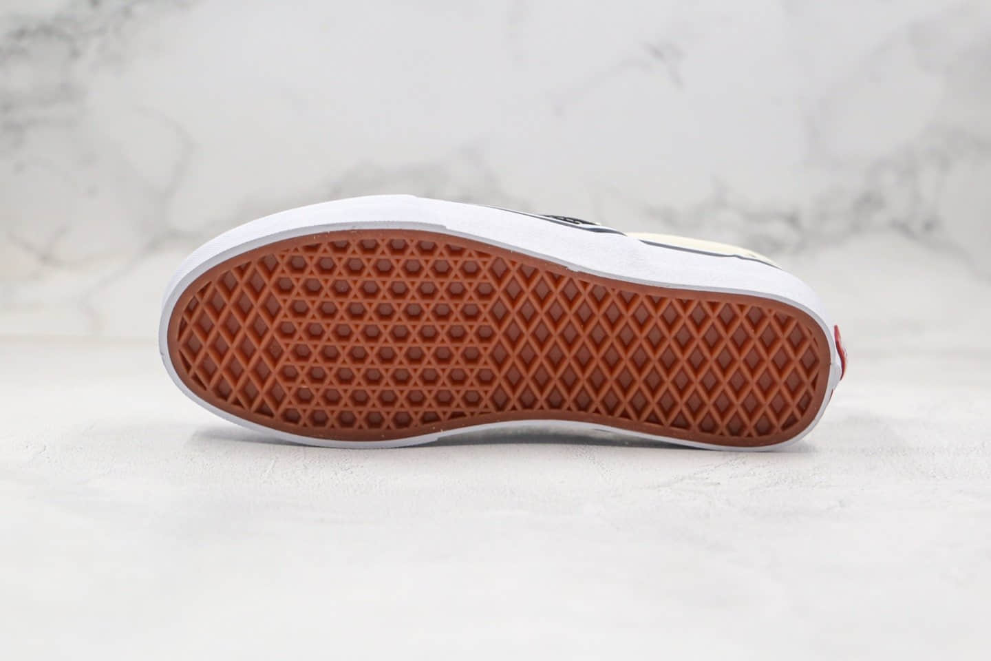 万斯VANS slipon Pro公司级版本低帮硫化板鞋字母logo黑白棋盘格一脚蹬内置钢印原盒原标 货号:VN00097M9X1