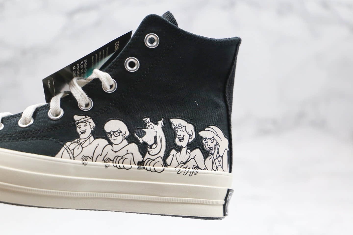 匡威Converse x Scooby-Doo公司级版本史酷比联名款高帮黑白色人物涂鸦帆布鞋原档案数据开发 货号:169072C