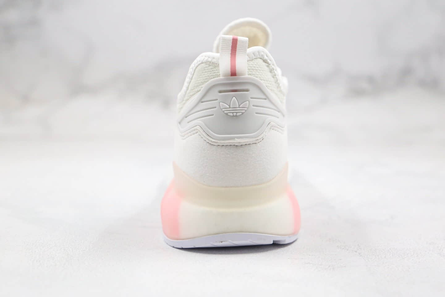 阿迪达斯Adidas Originals ZX 2K Boost纯原版本易烊千玺同款爆米花缓震跑鞋白粉色原档案数据开发 货号:FV8983