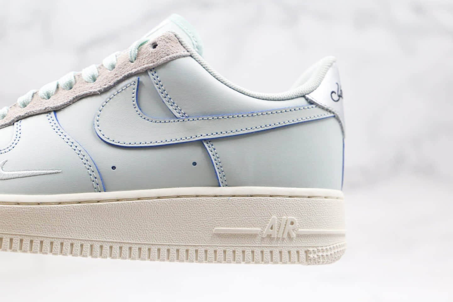 耐克Nike Air Force 1 LV8 Devin Booker (GS) Bule纯原版本低帮湖水蓝刮刮乐空军一号德文布克灰蓝 货号：CJ9716-001