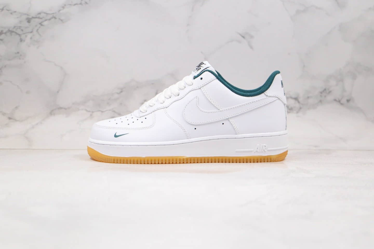 耐克Nike WMNS Air Force 1 '07纯原版本低帮空军一号生胶白蓝色内置气垫原盒原标 货号:AO8761-981