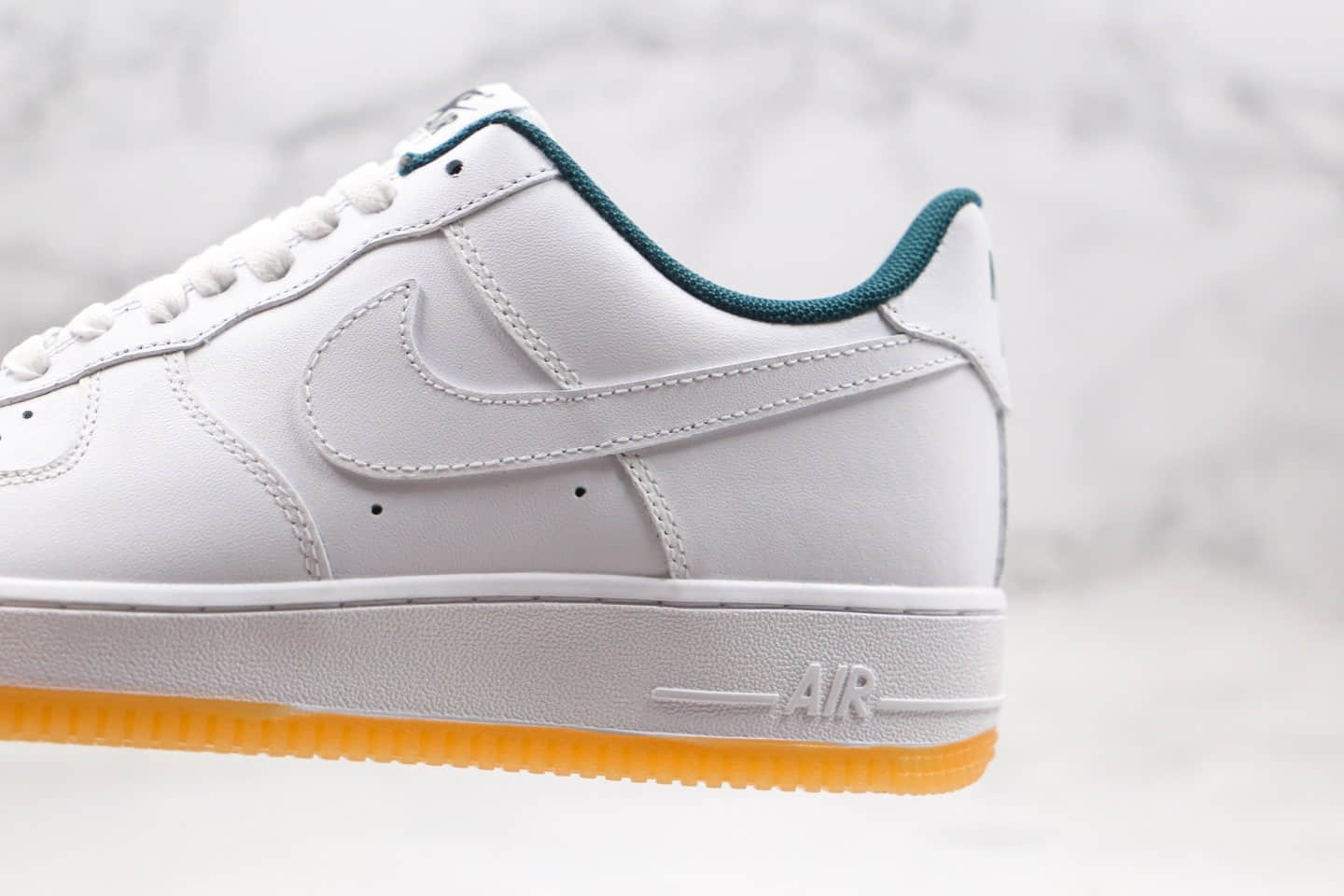 耐克Nike WMNS Air Force 1 '07纯原版本低帮空军一号生胶白蓝色内置气垫原盒原标 货号:AO8761-981