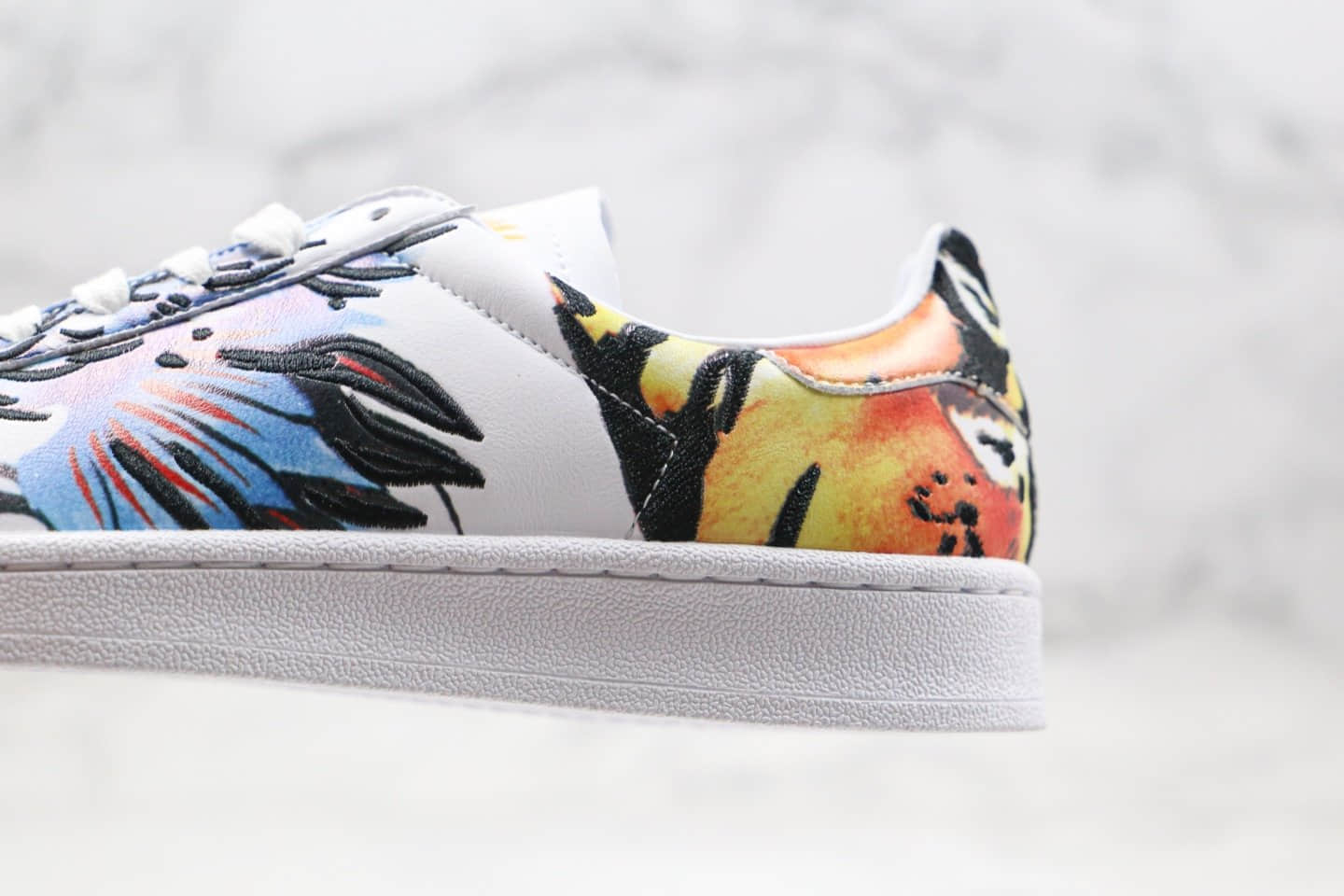 阿迪达斯Adidas Superstar II Chinese New Year纯原版本三叶草贝壳头仙鹤白彩瑞兽仙鹤呈祥配色原盒原标 货号:FW5351