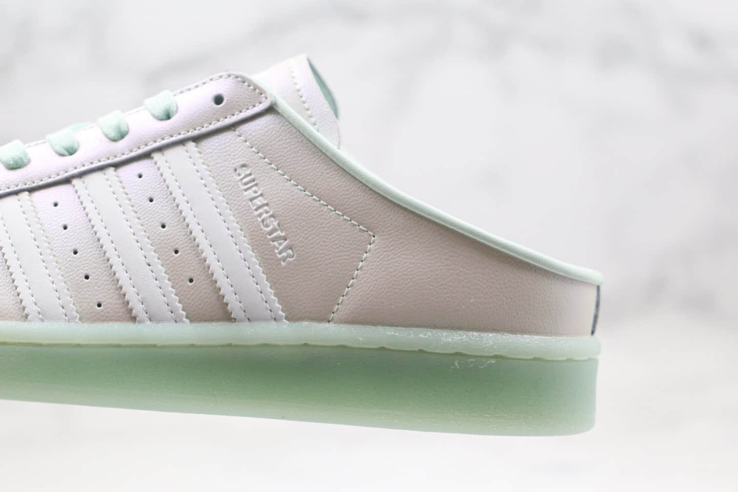 阿迪达斯adidas AD Originals SUPERSTAR W公司级版本贝壳头半拖糖果绿原数据开发原材打造 货号:FX2755