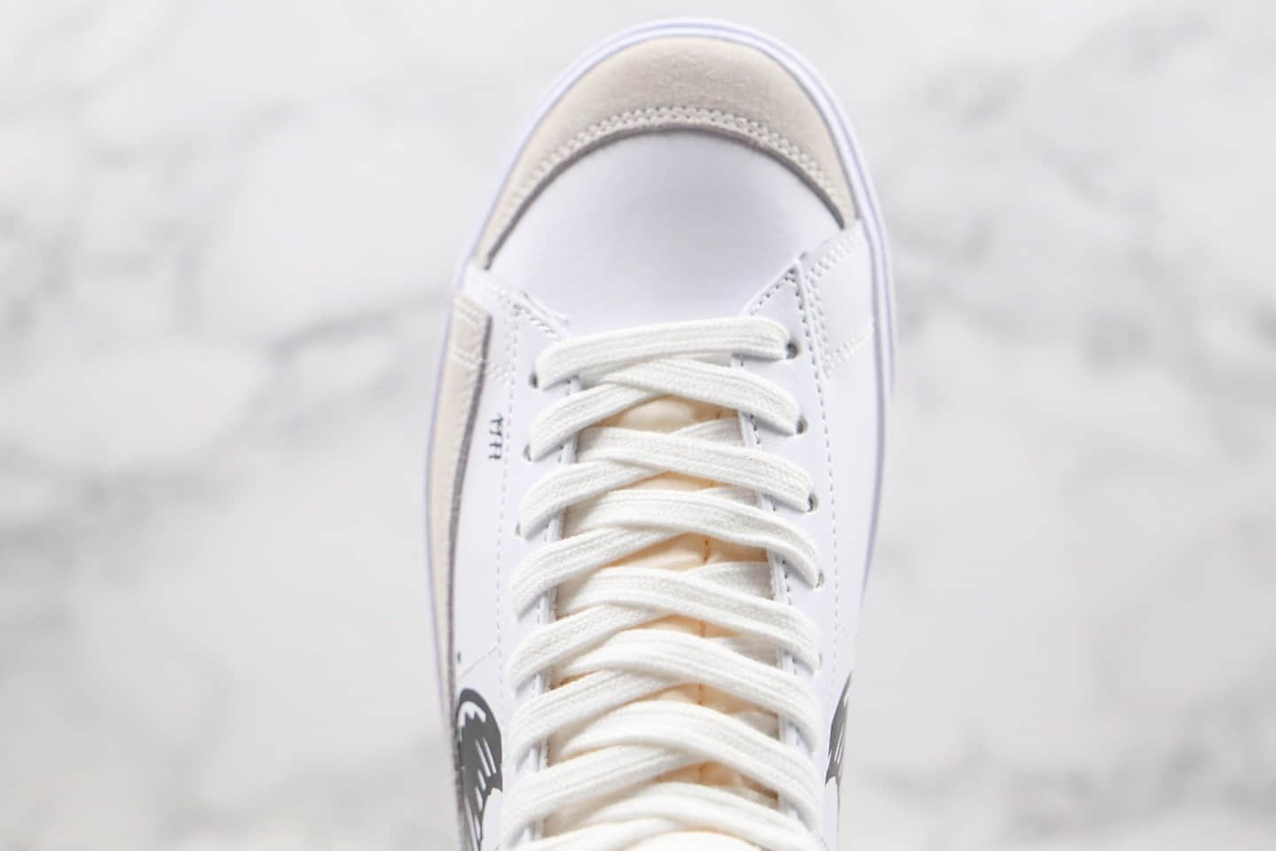 耐克Nike Blazer Mid VNTG 77纯原版本高帮开拓者二次元涂鸦黑勾板鞋白黑配色区别市面通货版本 货号:CW7580-101