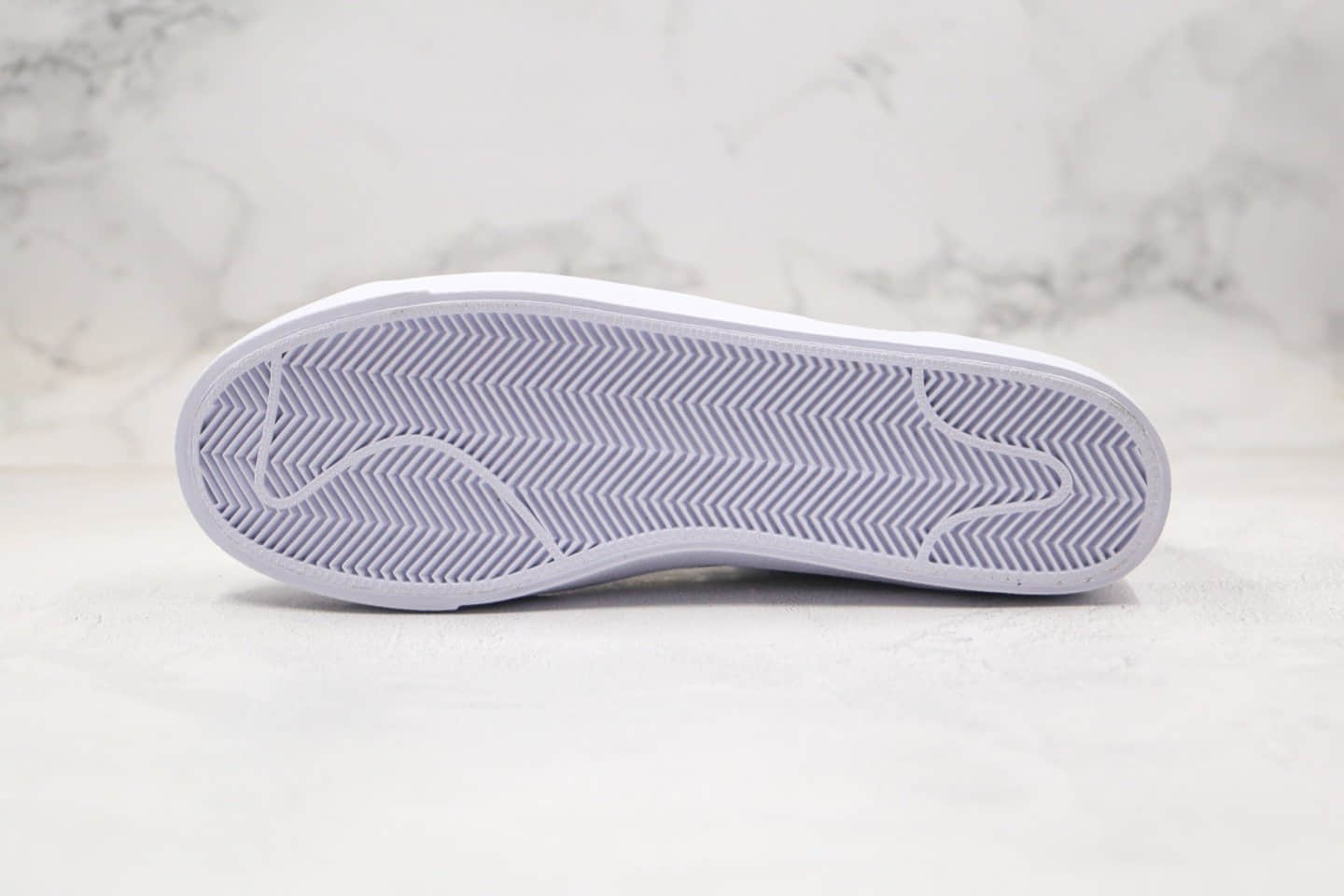 耐克Nike Blazer Mid VNTG 77纯原版本高帮开拓者二次元涂鸦黑勾板鞋白黑配色区别市面通货版本 货号:CW7580-101