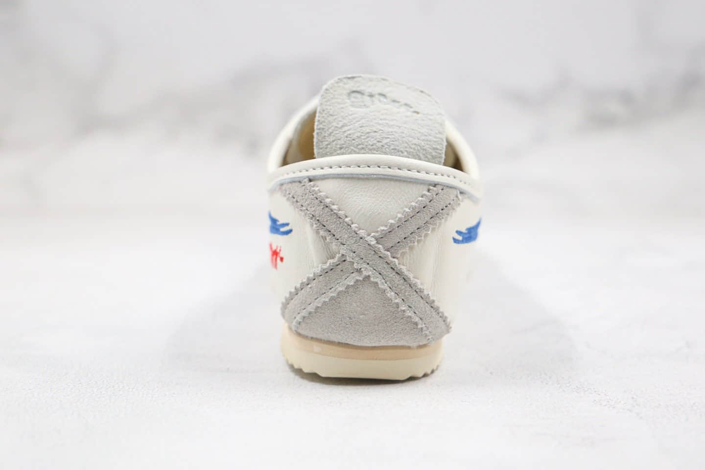 亚瑟士Onitsuka Tiger NIPPON MADE MEXICO 66 DELUXE メキシコ 66 デラックス纯原版本鬼冢虎手工鞋米白色低帮帆布鞋内置芯片 货号:1181A119-100