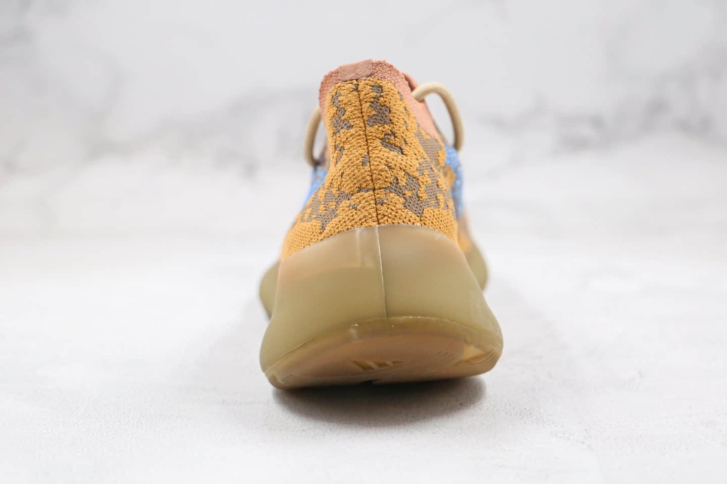 阿迪达斯adidas Yeezy Boost 380“Blue Oat”公司级版本椰子380蓝棕色原纸板开发原档案数据开发 货号:Q47306