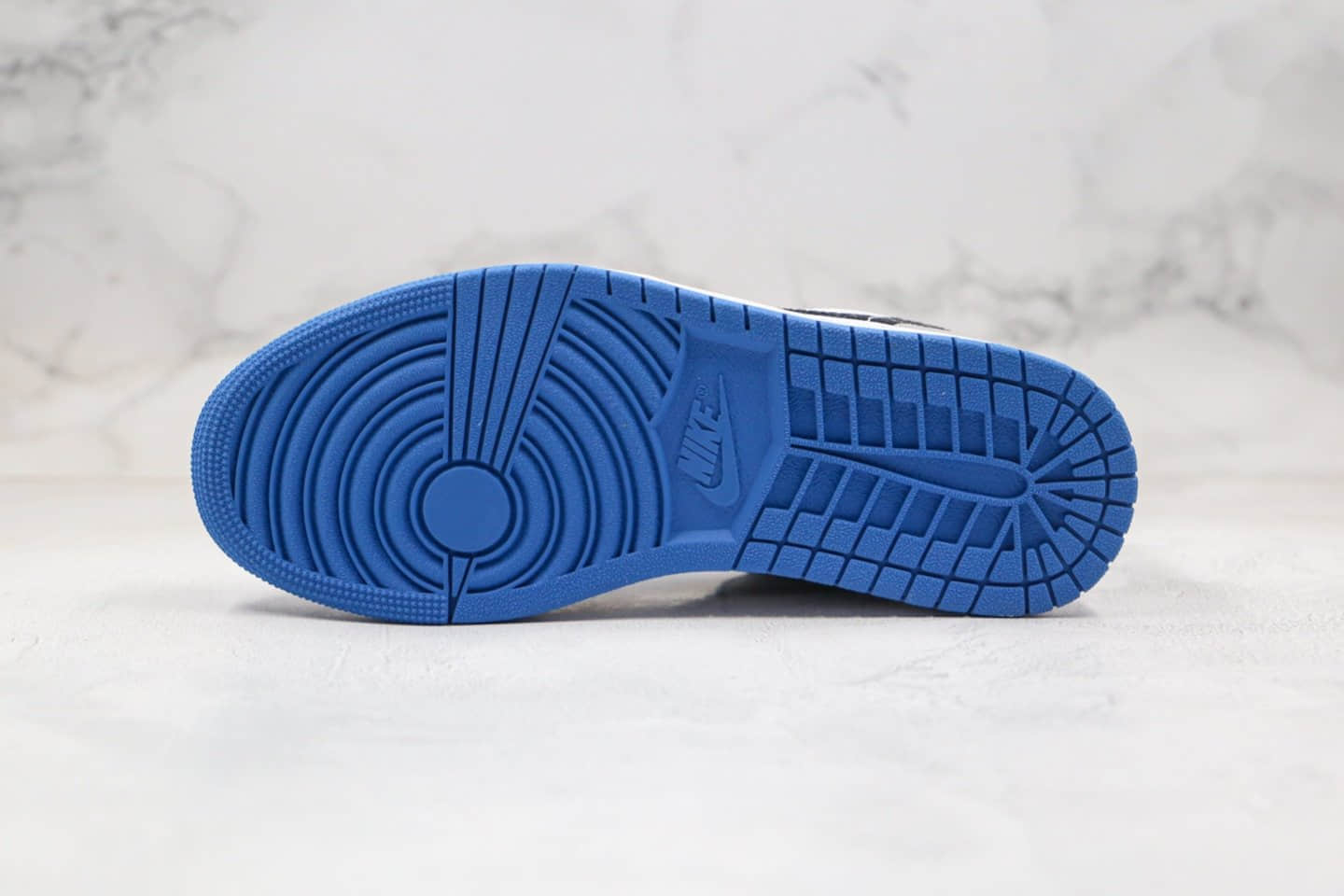 乔丹Air Jordan 1 Low 独立日(狼灰)低帮AJ1灰蓝色蛇纹配色原档案数据开发 货号：553558-103