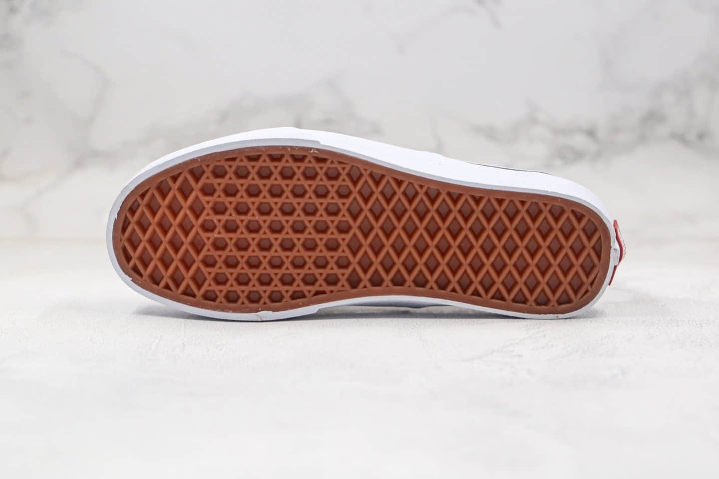 万斯VANS AUTHENTIC公司级版本安纳海姆低帮黑白棋盘格子幻影模糊原厂硫化大底内置钢印 货号:VN0A38EMVJM