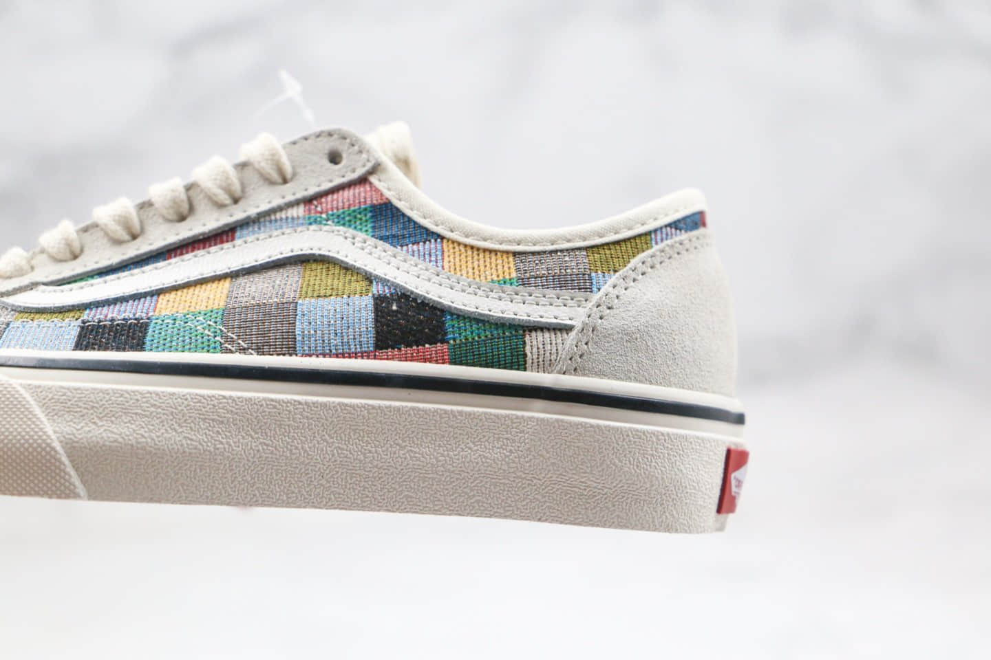 万斯VANS ulzzang supstorm联名款公司级版本低帮半月包头彩虹格子硫化板鞋原楦头纸板打造 型号:AS48