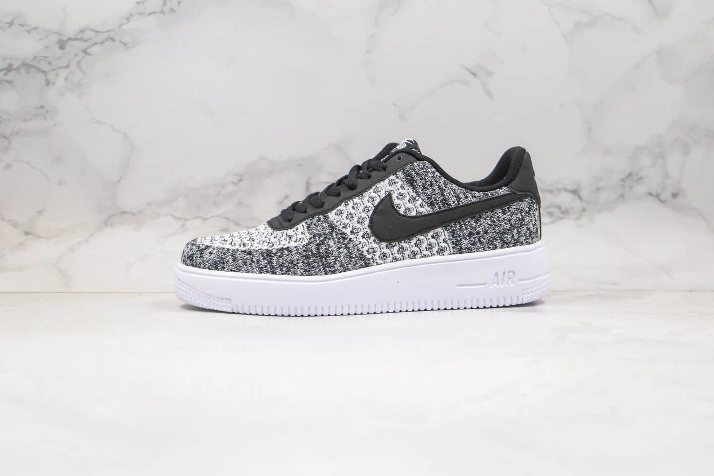 耐克Nike Air Force 1 Flyknit 2.0纯原版本低帮空军一号编织黑白色轻便型原盒原标 货号：AV3042-001