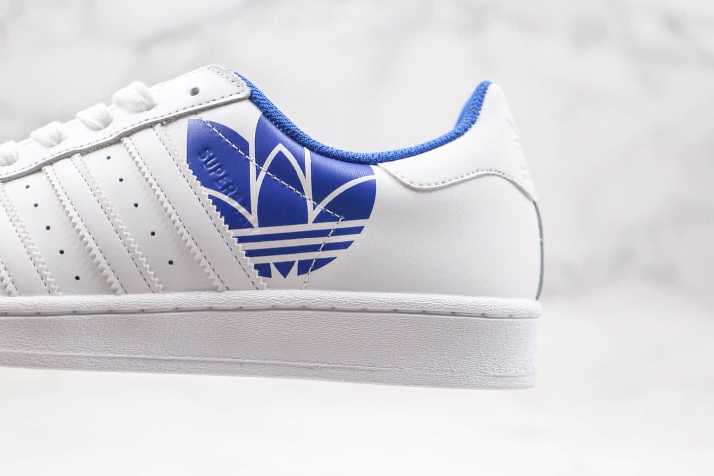 阿迪达斯Adidas Superstar纯原版本三叶草贝壳头板鞋皇家蓝配色原档案数据开发 货号:FV2826