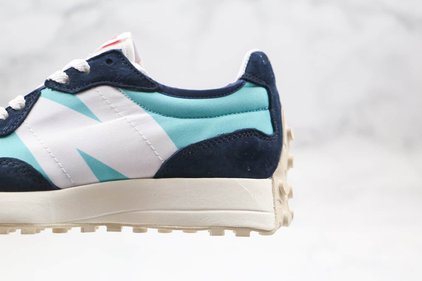 新百伦New Balance 327纯原版本复古慢跑鞋NB327湖水蓝配色原盒原标区别市面通货版本 货号:WS327CPA