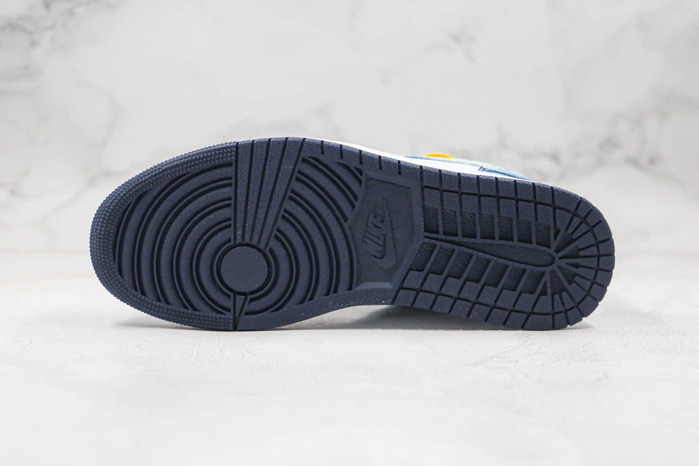 乔丹Air Jordan 1 Low纯原版本低帮AJ1扎染水洗丹宁牛仔蓝色内置气垫原鞋开模一比一打造 货号:CZ8455-100