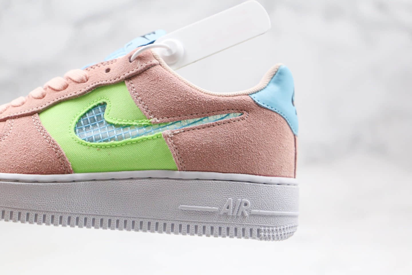 耐克Nike Air Force 1 LV8 1 Fresh Air GS纯原版本低帮空军一号编织格子钩粉蓝色内置气垫 货号：CJ1647-600