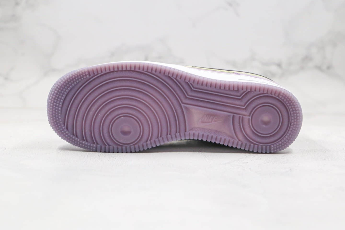 耐克Nike Air Force 1 Low P(Her)spective纯原版本低帮空军一号水晶底长绒麂皮香芋紫色银边勾内置气垫原档案数据开发 货号:CW6013-500