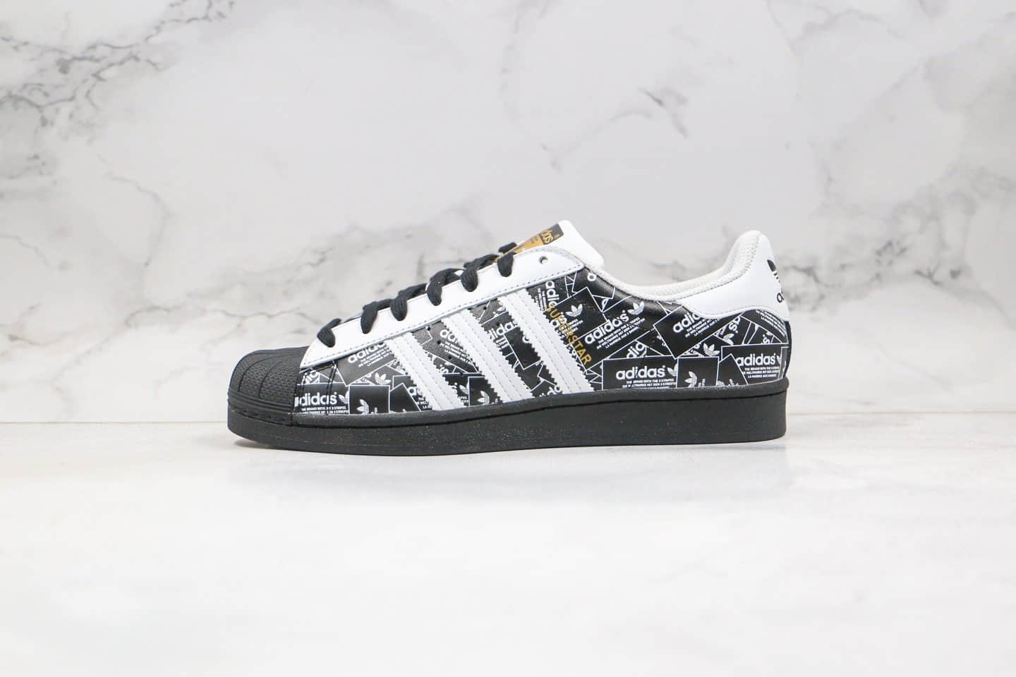 阿迪达斯adidas originals Superstar纯原版本三叶草贝壳头50周年印满LOGO白黑色区别市面通货版本 货号:FV2820