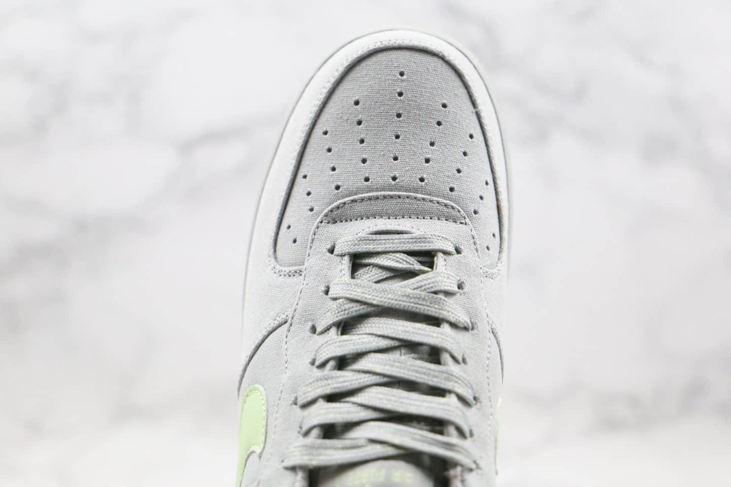 耐克Nike Air Force 1 Low纯原版本低帮空军一号灰绿色帆布面料内置气垫 货号：315122-107