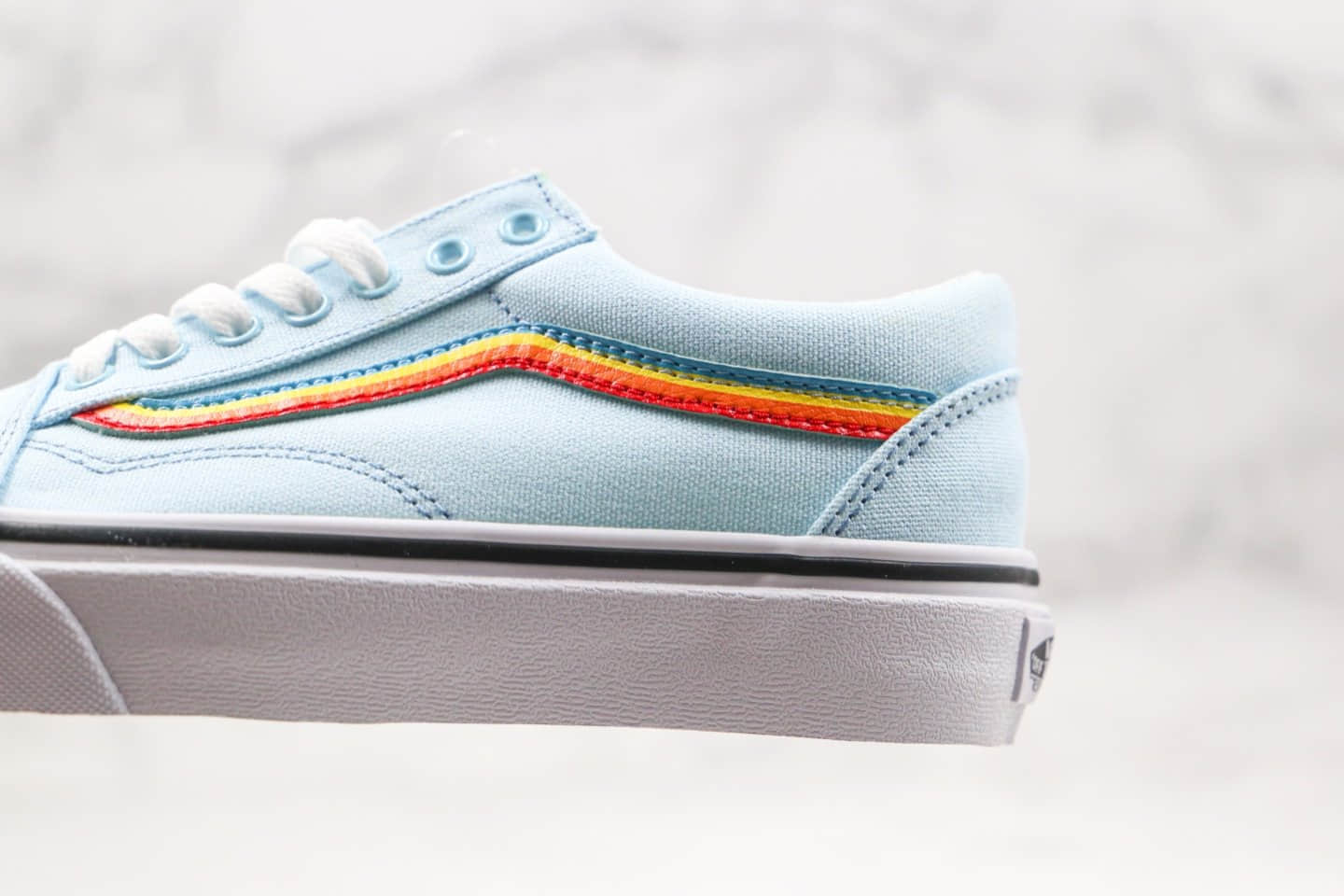 万斯Vans Old Skool公司级版本低帮薄荷彩虹浅蓝色硫化板鞋原盒原标原档案数据开发 货号:VNOA4U3BU4K