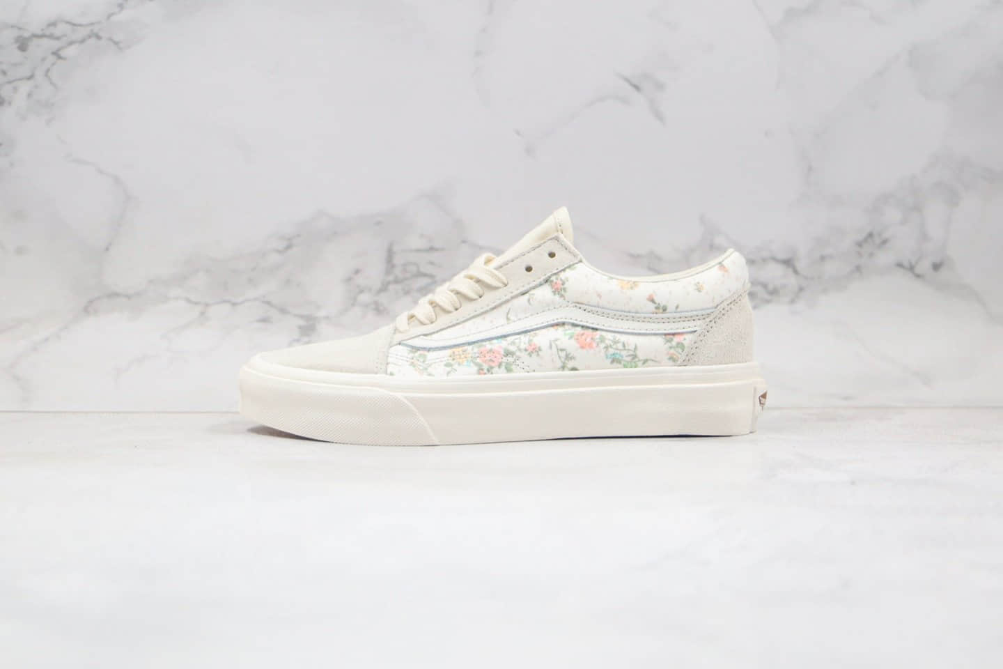 万斯Vans Vintage Old Skool公司级版本低帮2020新款米白色小碎花花卉配色原厂硫化大底内置钢印 货号:8G1VMR