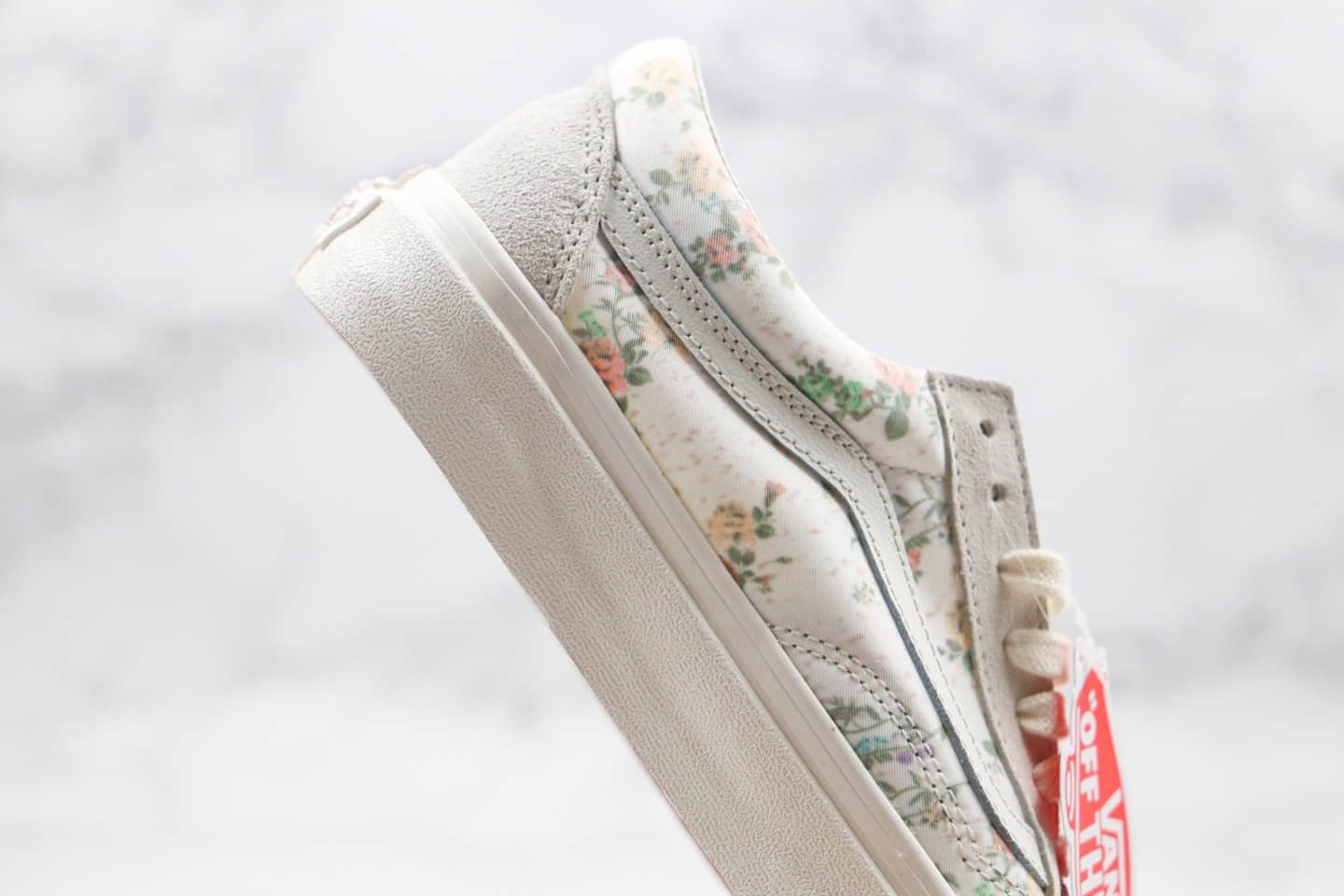 万斯Vans Vintage Old Skool公司级版本低帮2020新款米白色小碎花花卉配色原厂硫化大底内置钢印 货号:8G1VMR