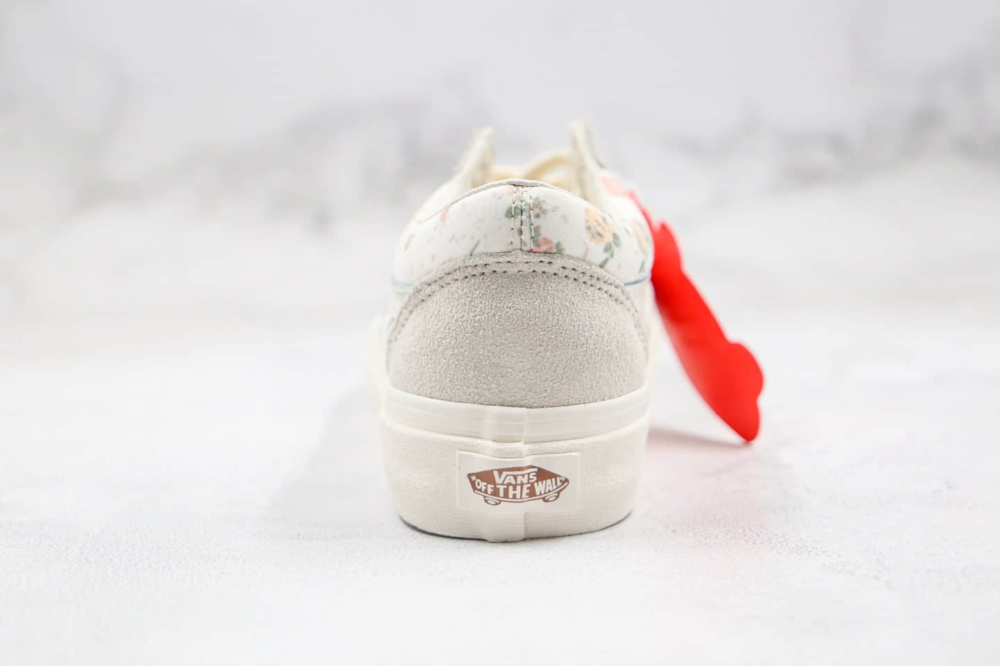 万斯Vans Vintage Old Skool公司级版本低帮2020新款米白色小碎花花卉配色原厂硫化大底内置钢印 货号:8G1VMR