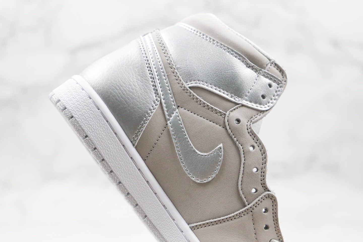 乔丹Air Jordan 1 High OG纯原版本高帮AJ1灰银麂皮配色正确后跟定型区别市面通货版本 货号:DC1788-029
