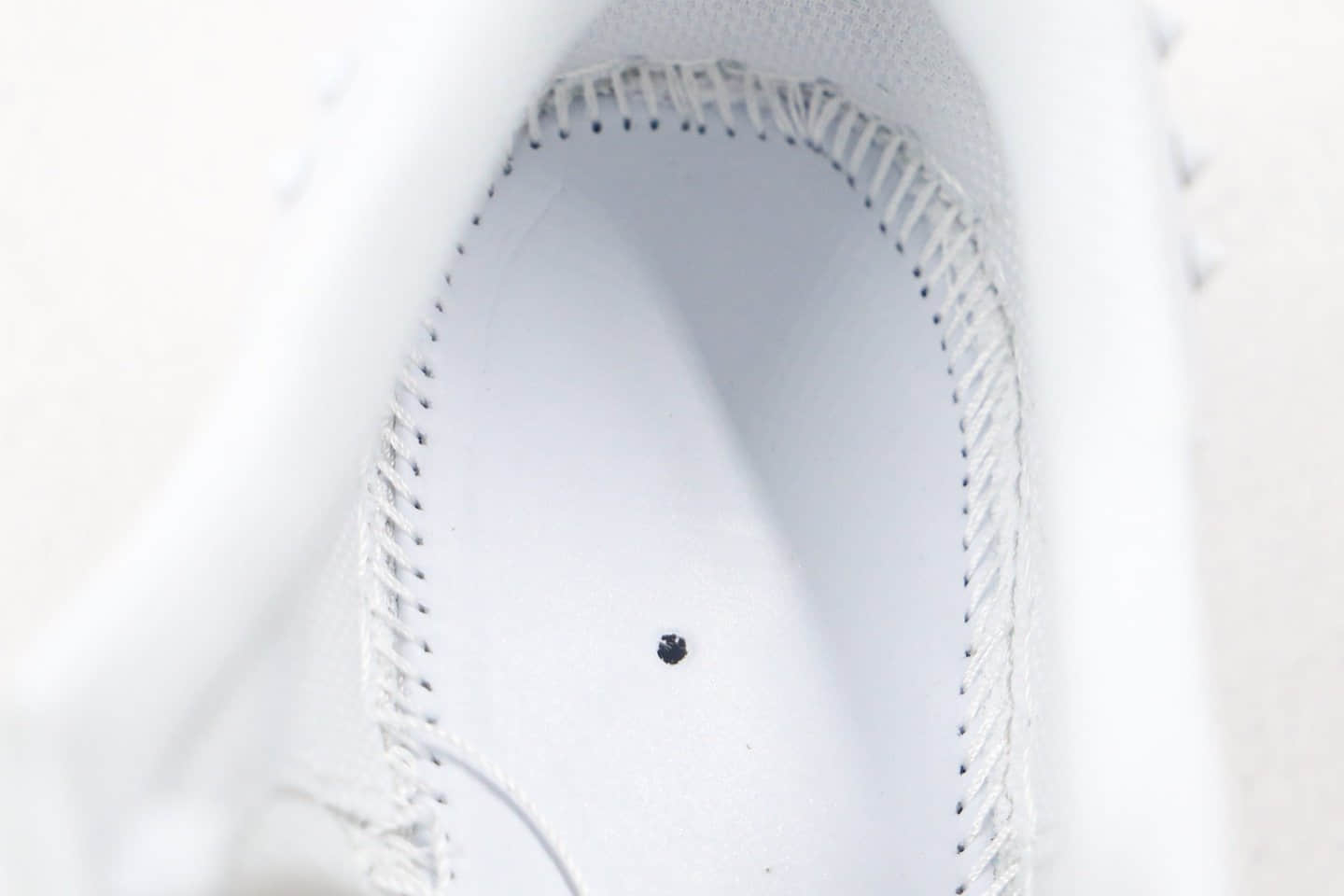 阿迪达斯adidas Originals Superstar纯原版本三叶草贝壳头雪白铆钉杨丞琳同款原盒原标正确鞋面材质 货号:FV3397