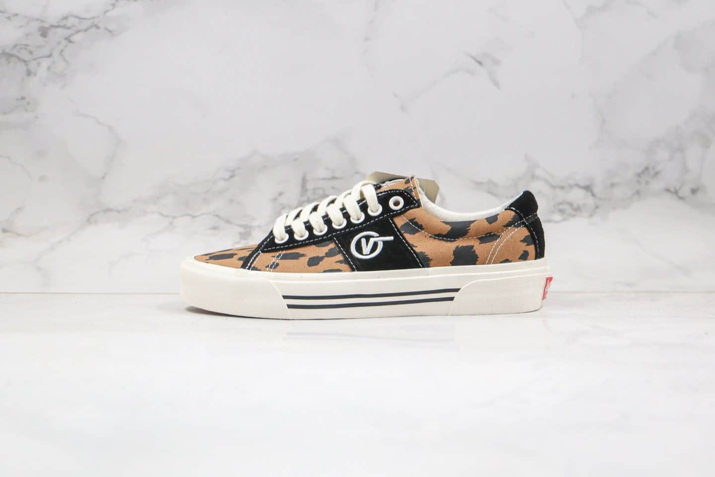 万斯Vans Vault OG Sid LX 20SS公司级版本低帮帆布鞋豹纹工艺硫化一比一 货号:VN0A4U13XES
