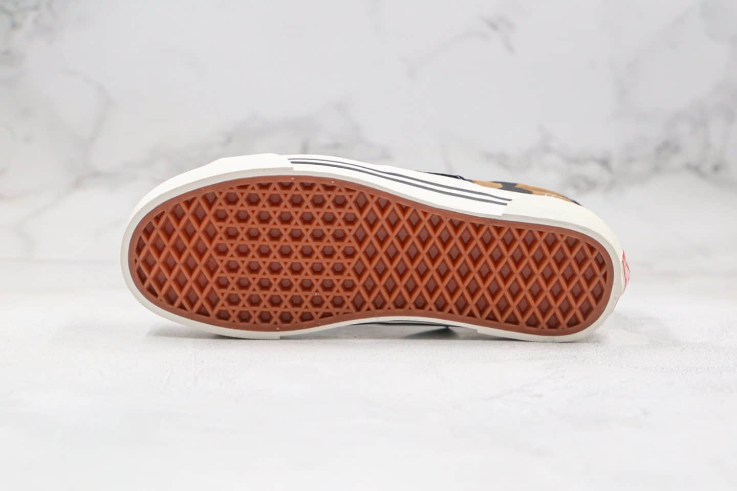 万斯Vans Vault OG Sid LX 20SS公司级版本低帮帆布鞋豹纹工艺硫化一比一 货号:VN0A4U13XES