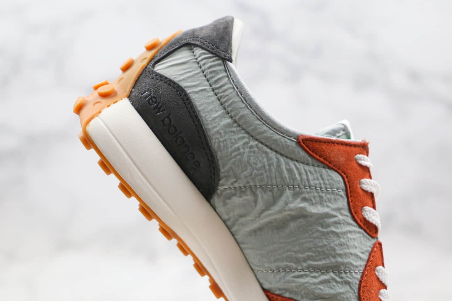 新百伦New Balance 327纯原版本复古慢跑鞋NB327灰棕黑色原档案数据开发区别市面通货版本 货号:WS327JC1