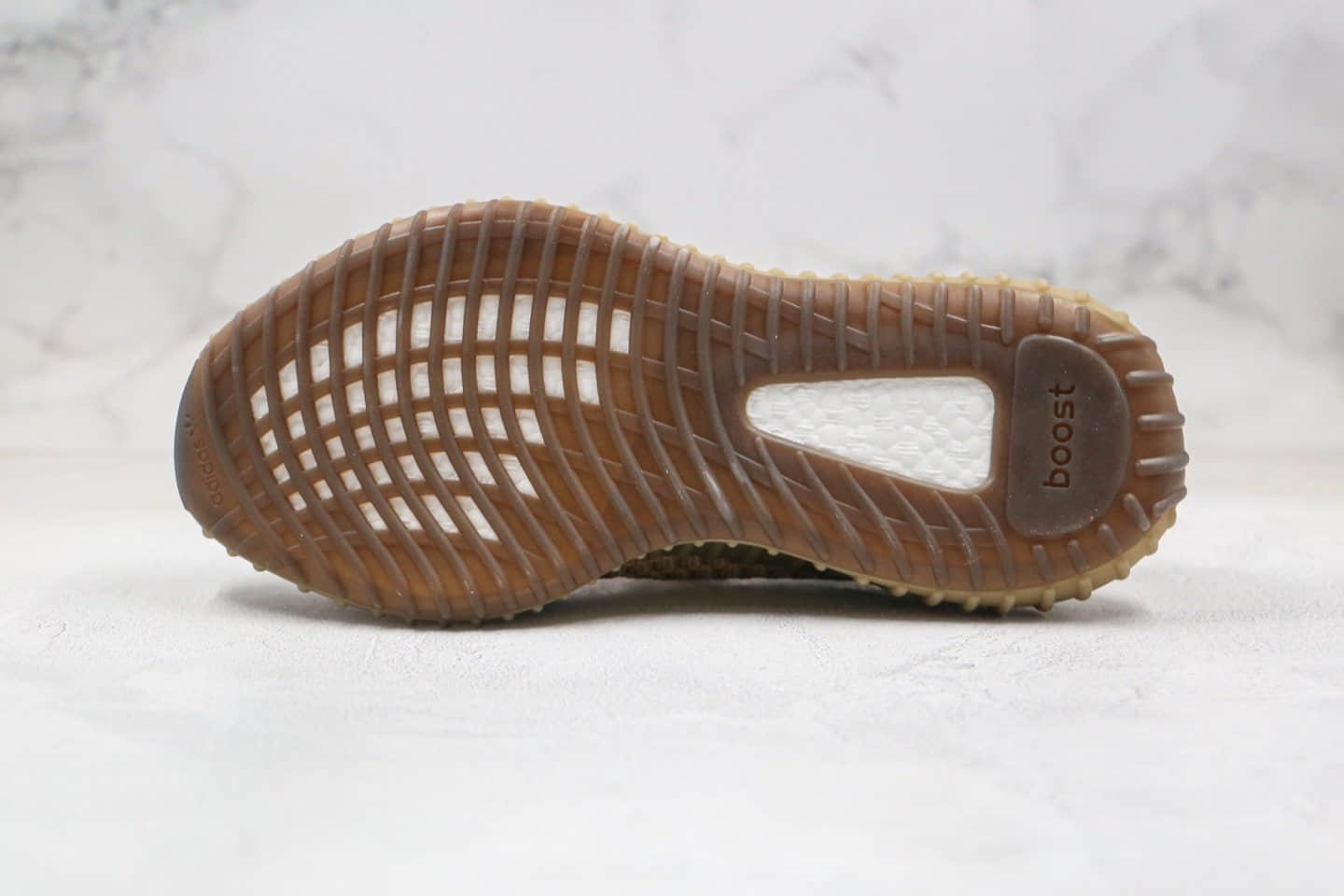 阿迪达斯adidas Yeezy Boost 350 V2公司级版本椰子350V2咖啡橙色满天星配色内置真爆米花缓震大底 货号:FZ5240