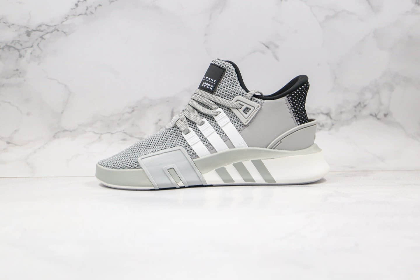 阿迪达斯Adidas EQT BASK ADV纯原版本三叶草支撑者系列EQT慢跑鞋灰色原盒原标原楦头纸板打造 货号:B37546