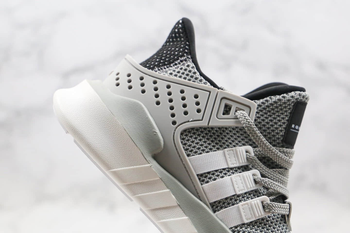 阿迪达斯Adidas EQT BASK ADV纯原版本三叶草支撑者系列EQT慢跑鞋灰色原盒原标原楦头纸板打造 货号:B37546