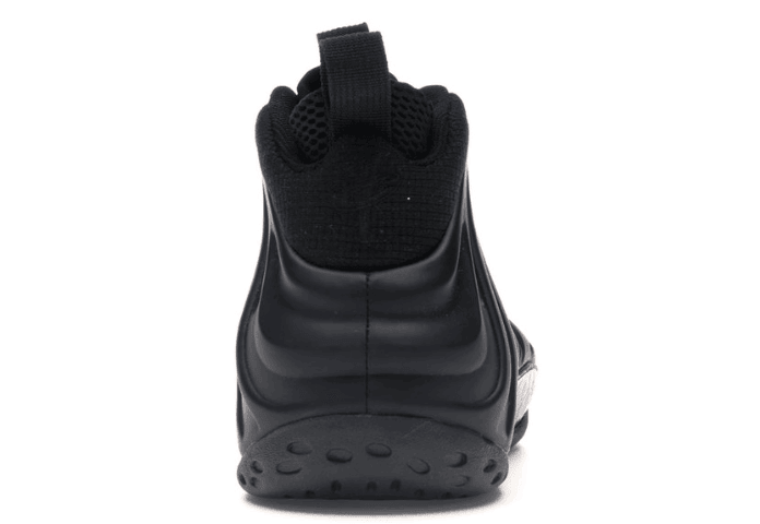 时隔13年复刻回归!纯黑喷 Air Foamposite One今年十月见!