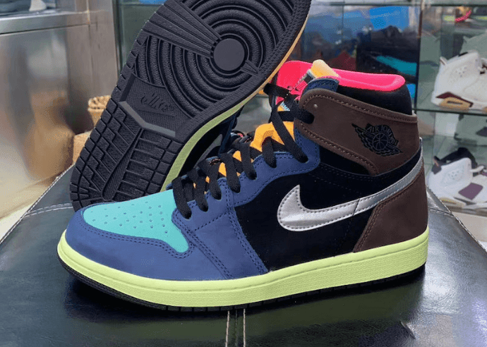 吃惊!这双AJ1撞脸05年UNDFTD x Nike Dunk联名! 货号:555555-201