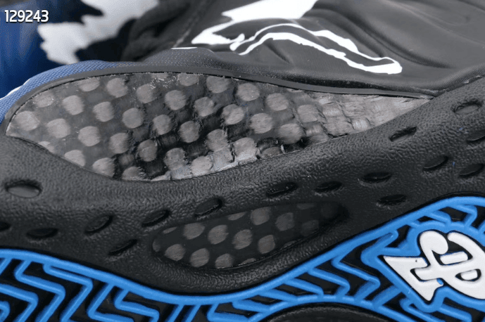 “惊雷喷”最新实物细节图曝光!鞋垫有点反差萌? 货号:CN0055-001