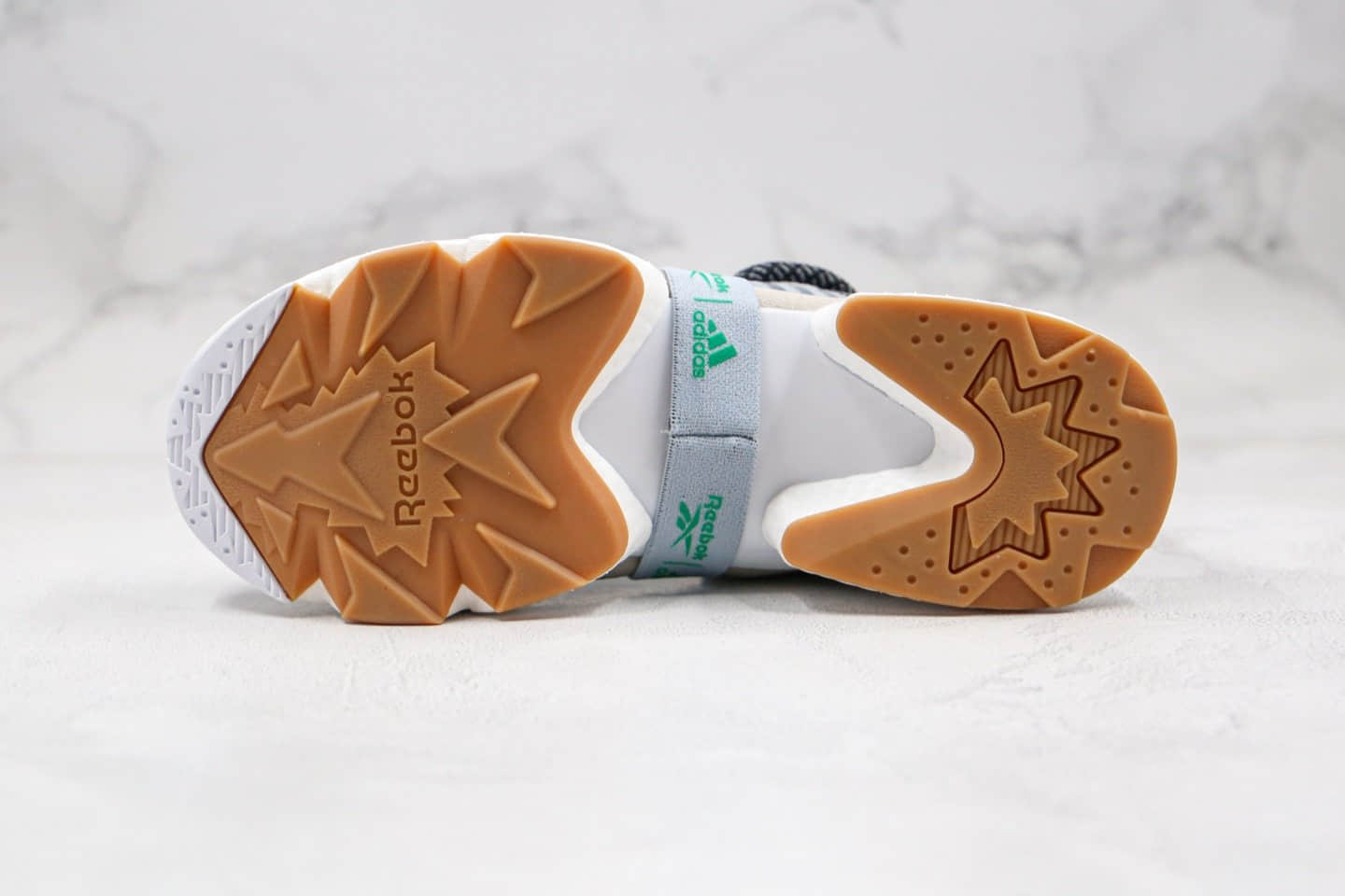 阿迪达斯Adidas Instapump Fury Boost Prototype x Reebok纯原版本锐步联名款爆米花跑鞋陈伟霆同款灰蓝色 货号:FW0166